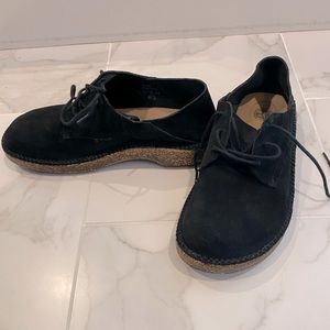 Birkenstock Gary women’s or men’s convertible suede shoe